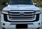 Toyota Land Cruiser VXR 2023